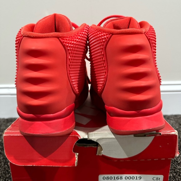 Nike Air Yeezy 2 SP Kanye West Red October Sneakers 2014 - Picture 4 of 15